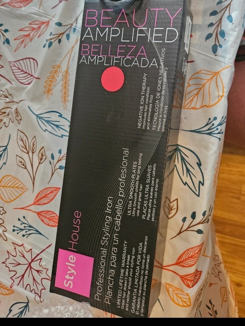 Beauty Amplified Professional Styling Iron - Pink/Black